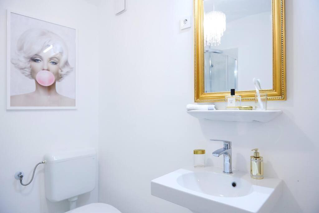 White Bliss Hideaway Apartment Ljubljana Exterior photo